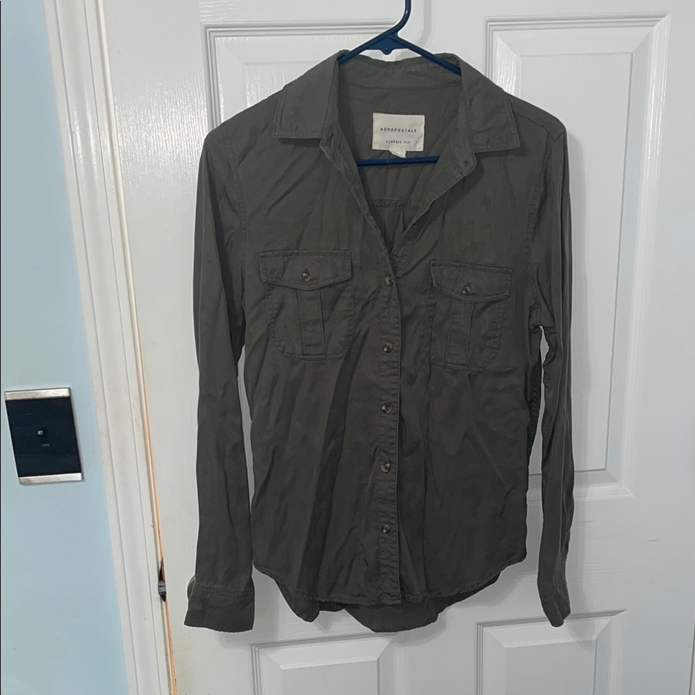 Aeropostale Women’s Green Button Down